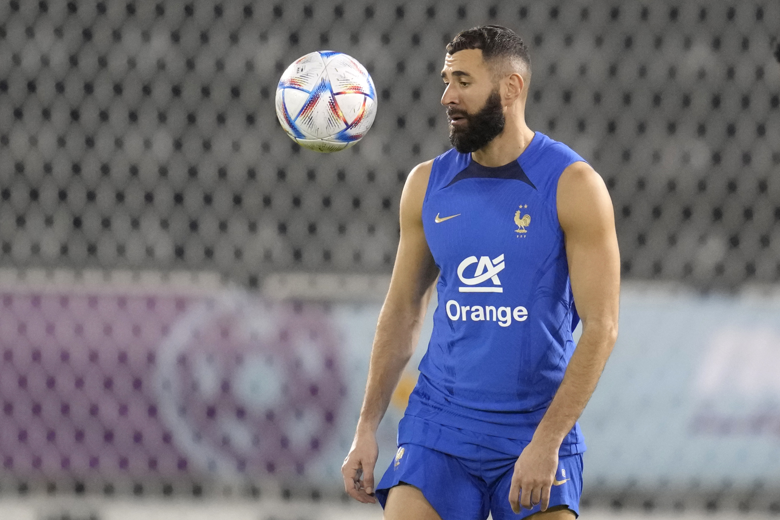 Benzema pois MM-kisoista loukkaantuneena